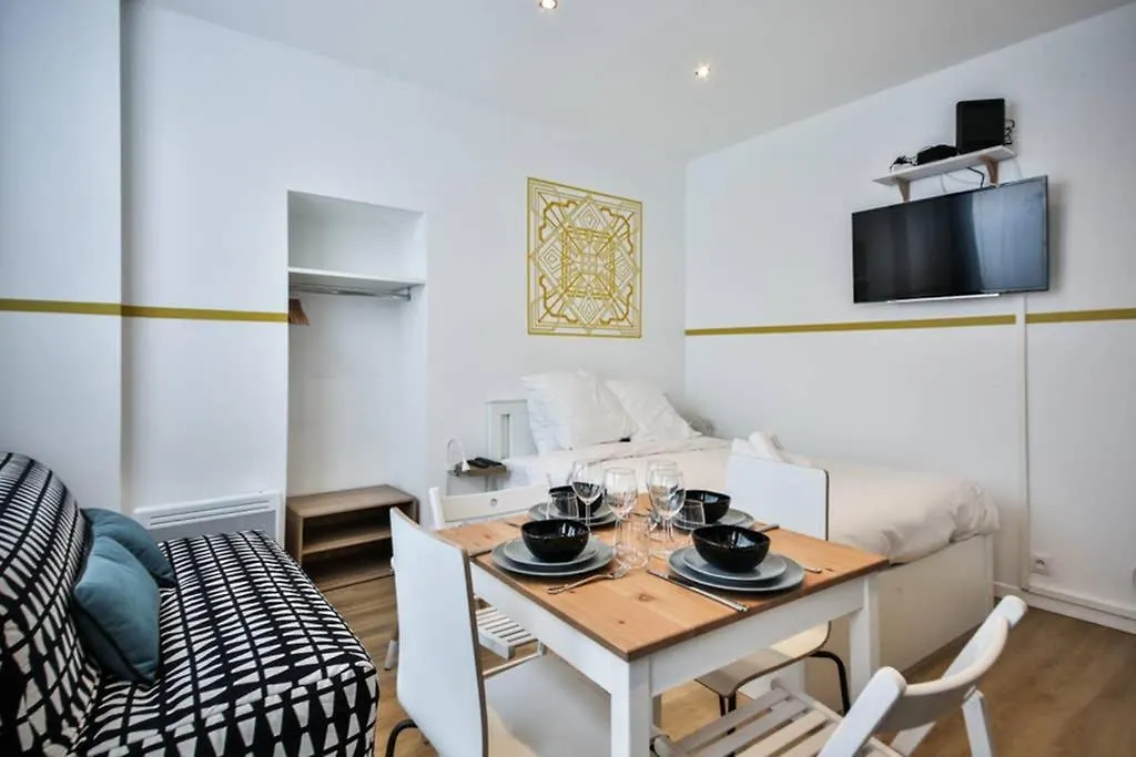 Cosy Independant Studio Proche Gare Et Jardin パリ 0*,